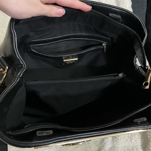 Michael Kors Hobo slouchy bag - Picture 7 of 8